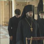 Четене на православни молитви преди изповед и причастие